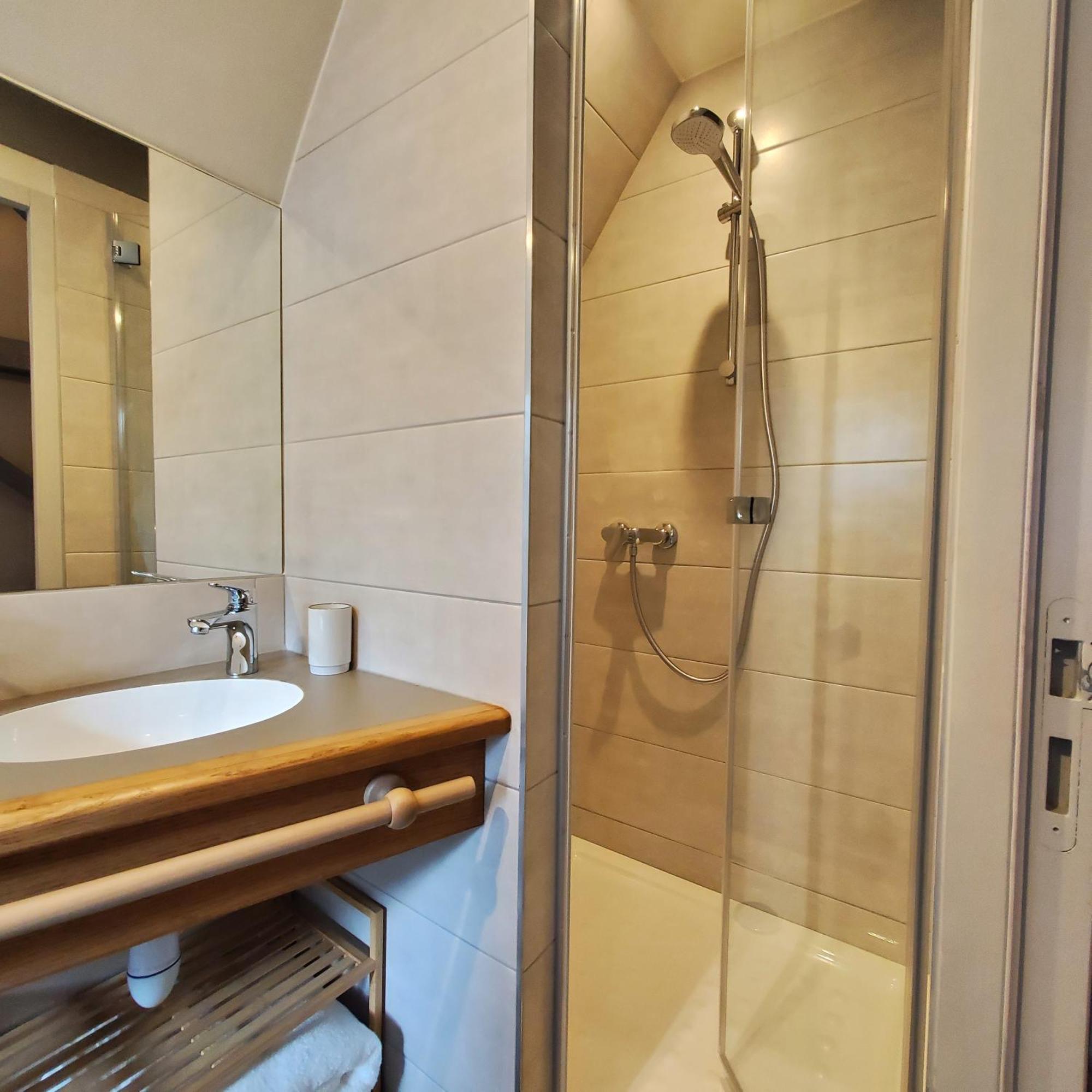 Les 7 Freres Aparthotel Monestier-de-Clermont Εξωτερικό φωτογραφία